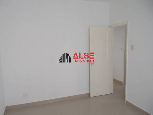 #2129 - Apartamento para Venda em Santos - SP