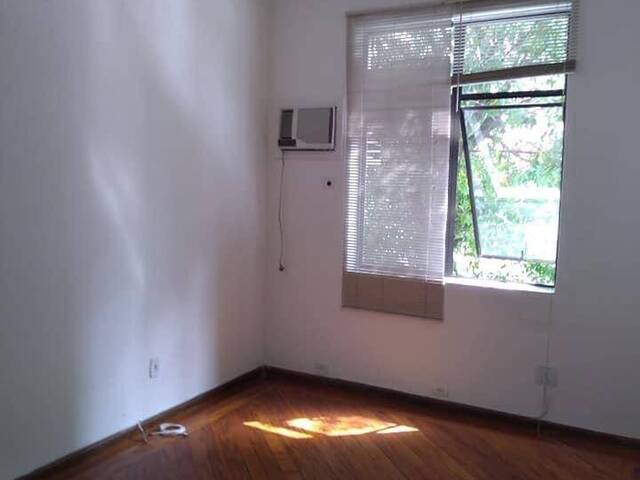 #6612 - Apartamento para Locação em Santos - SP - 2