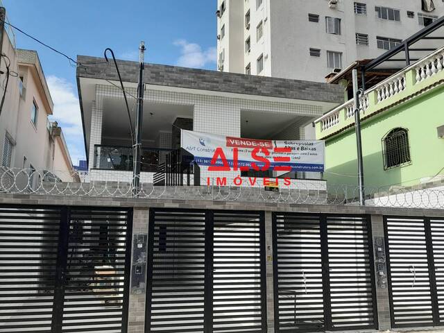 #0004 - Casa para Venda em Santos - SP - 2