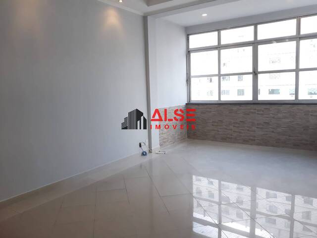 #5102 - Apartamento para Venda em Santos - SP