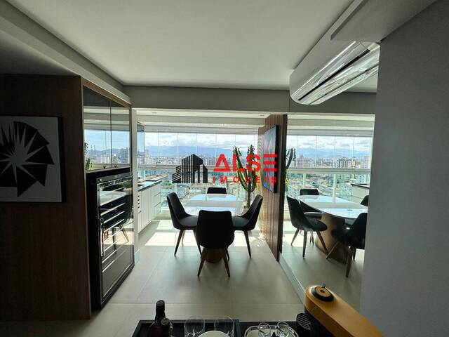 Apartamento para Venda em Santos - 4
