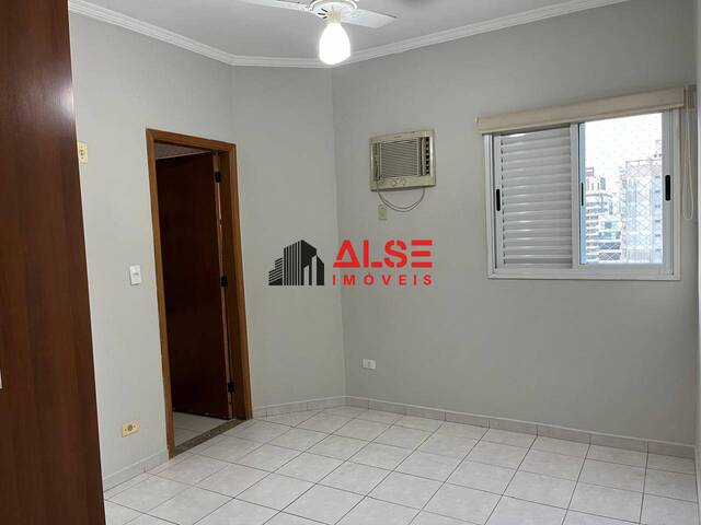 Apartamento para Venda em Santos - 4