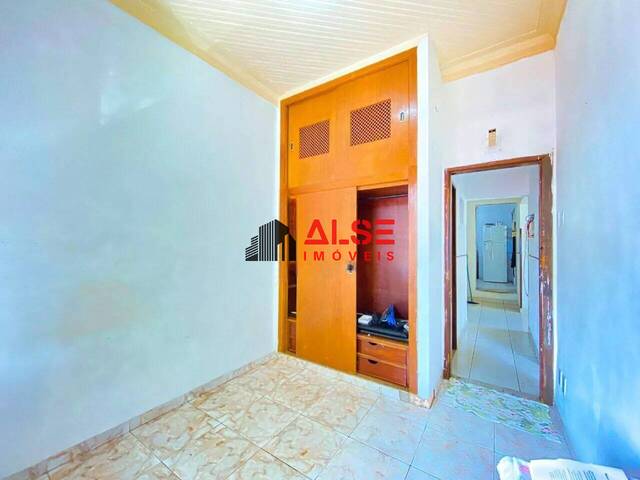 #7981 - Casa para Venda em Santos - SP - 2