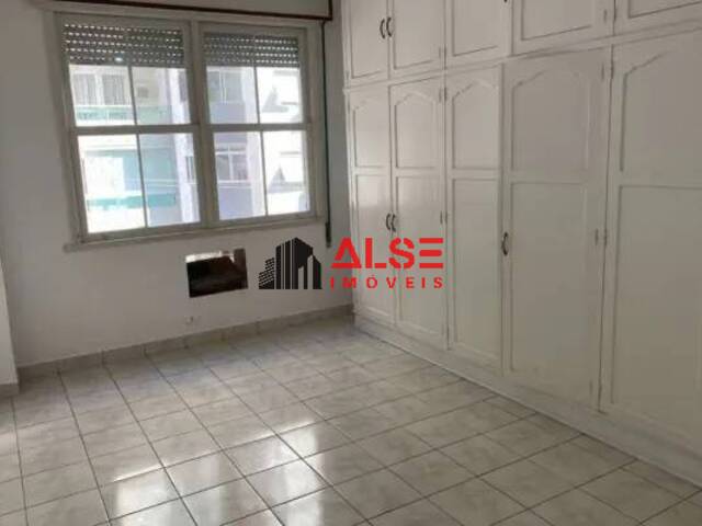 #1383 - Apartamento para Venda em Santos - SP
