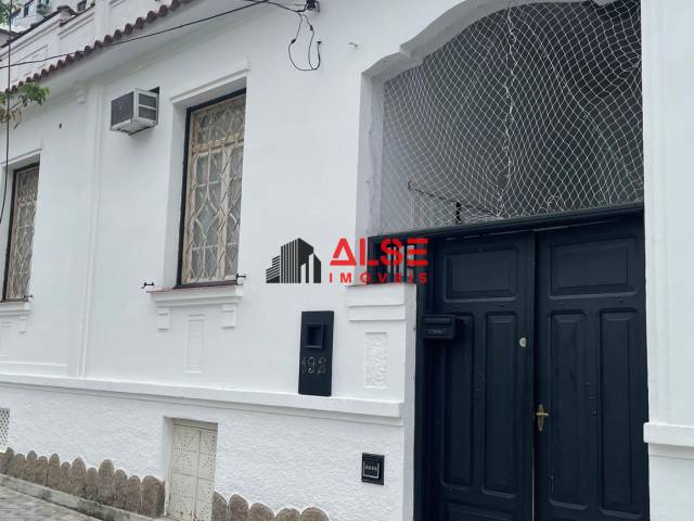 #7655 - Casa para Venda em Santos - SP - 2