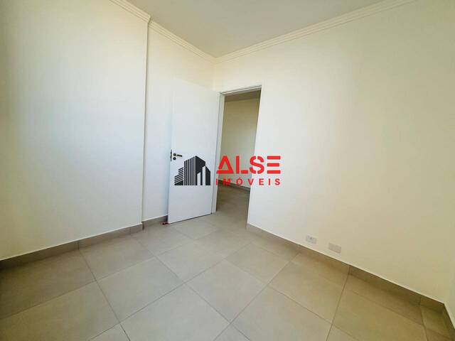 Apartamento para Venda em Santos - 4