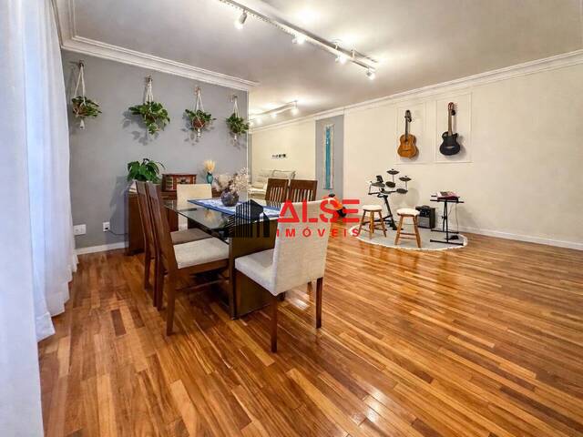 Apartamento para Venda em Santos - 4