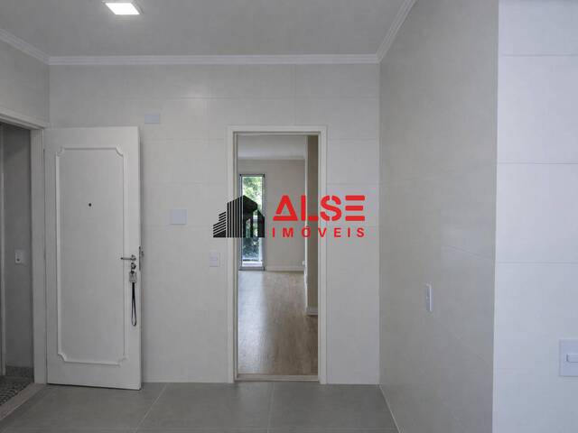 Apartamento para Venda em Santos - 4