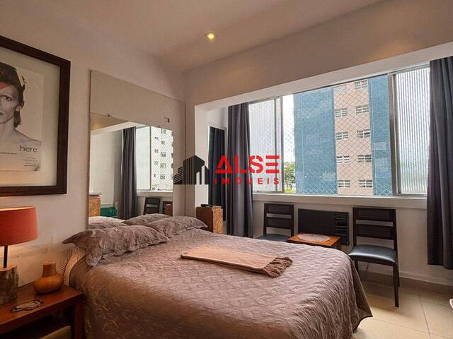 Apartamento para Venda em Santos - 2