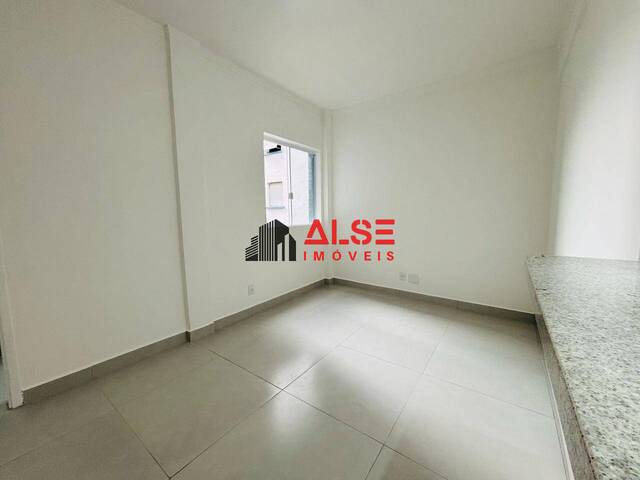 Sala Living para Venda em Santos - 3