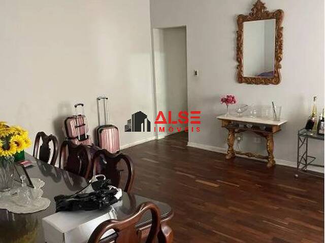 Apartamento para Venda em Santos - 2
