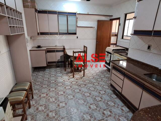 Apartamento para Venda em São Vicente - 4