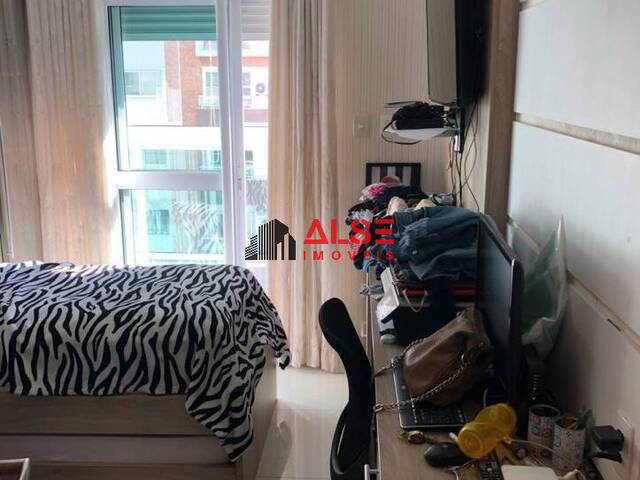 Apartamento para Venda em Santos - 4